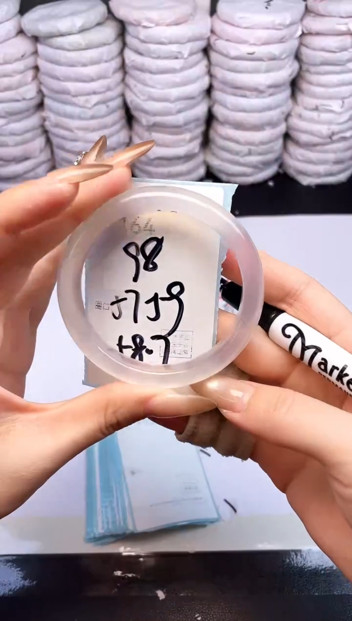 手镯玛瑙/玉髓未镶嵌164