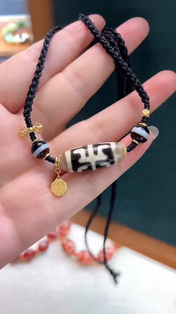 玛瑙/玉髓1未镶嵌         1