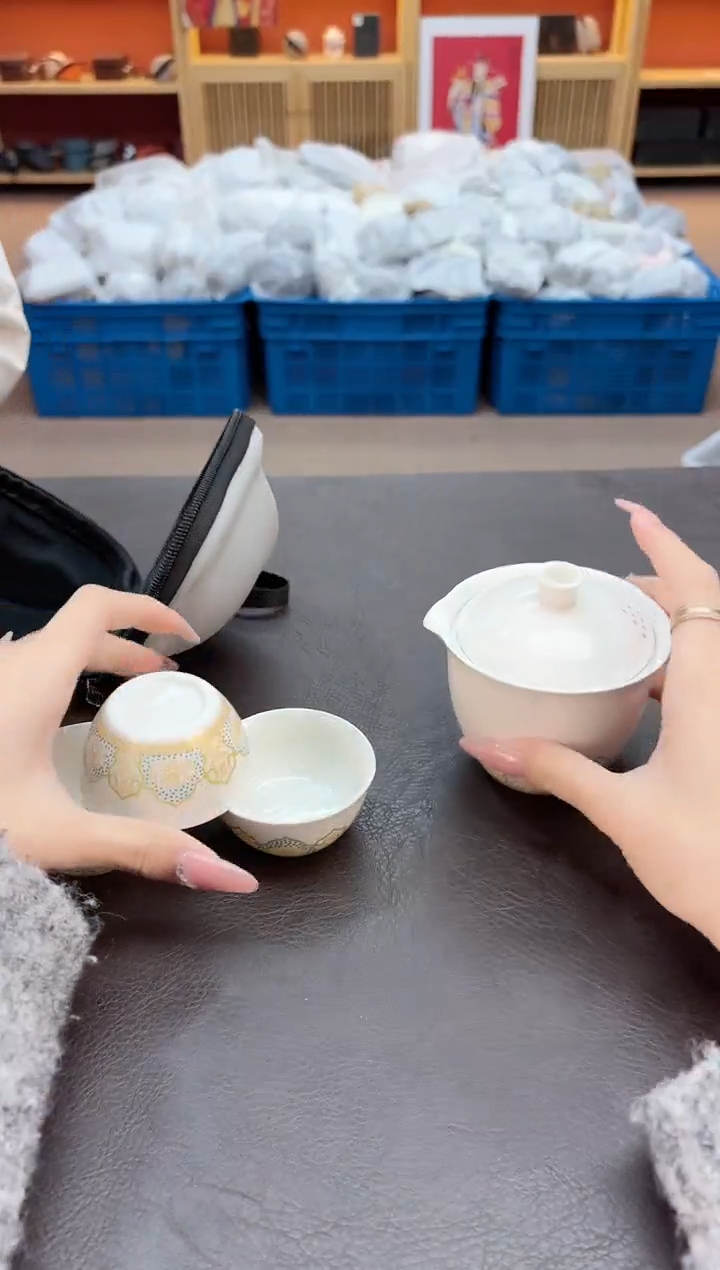 【闪购商品】摆件瓷SC1111111111111