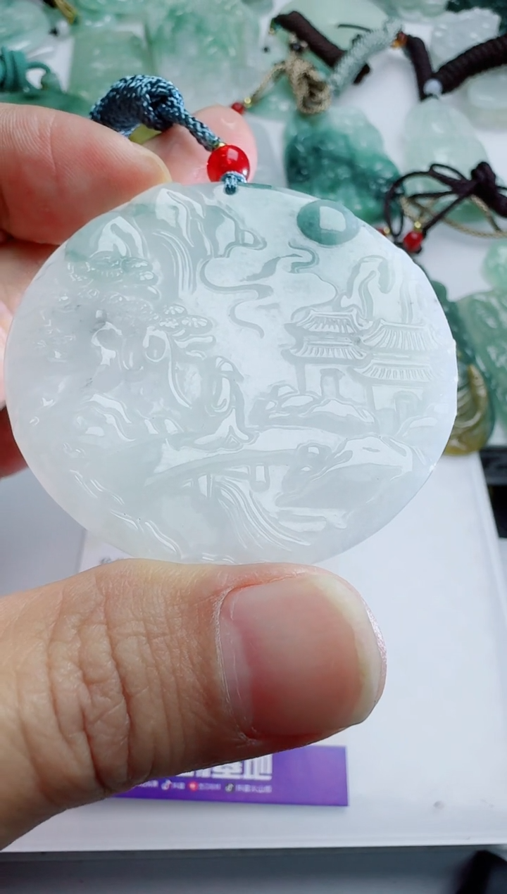 【闪购商品】翡翠吊坠(不含链)未镶嵌1