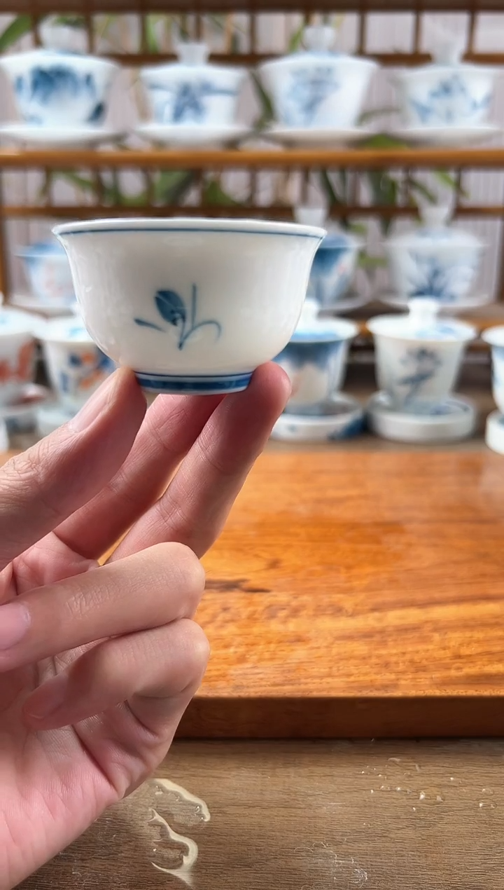 热****生微瑕玉兰中和顺杯4个