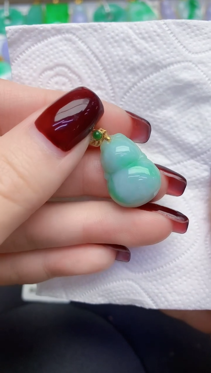 颈饰未镶嵌翡翠缅甸天然翡翠A货