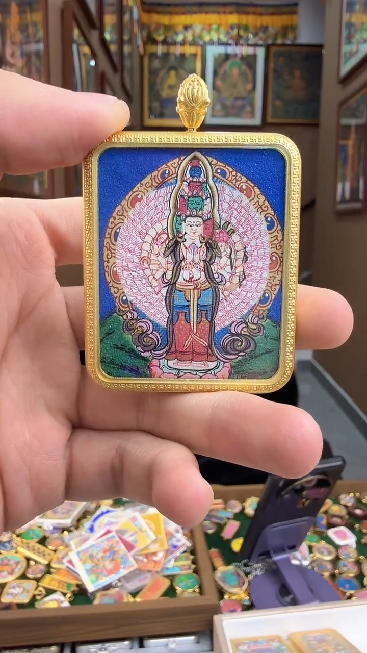 吊坠千手观音-热贡纯手绘唐卡