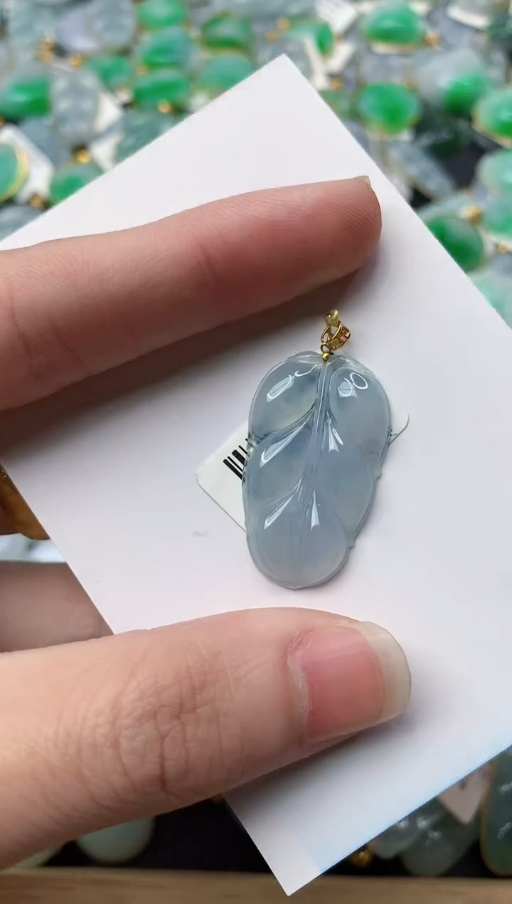 【闪购商品】翡翠颈饰18K金镶嵌91..........