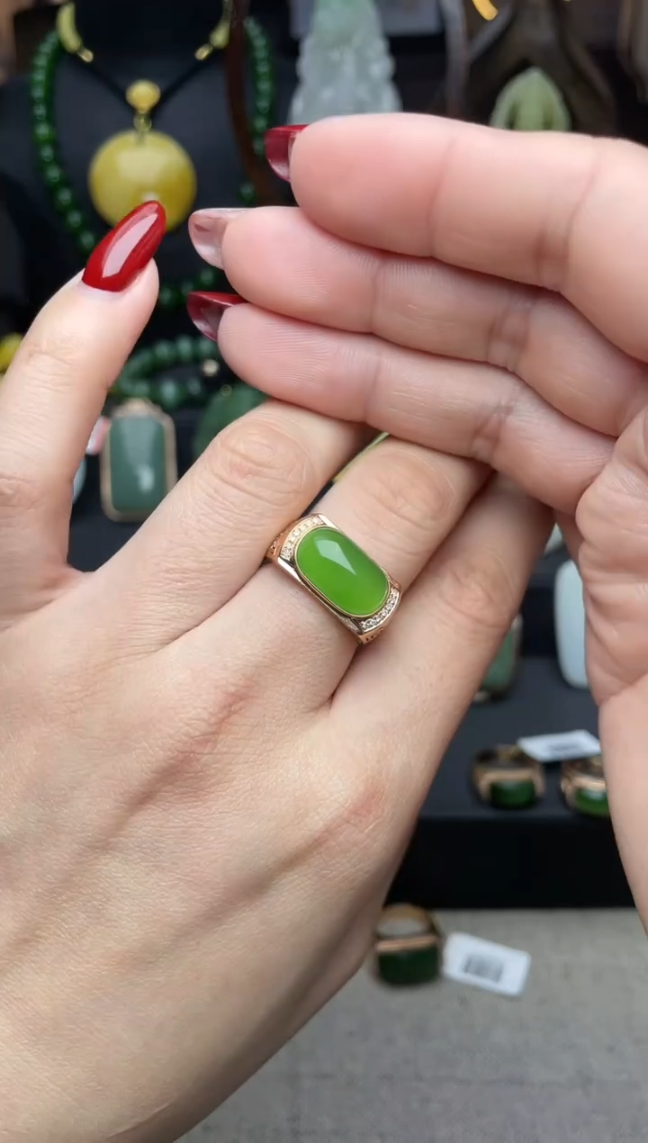 【闪购商品】和田玉戒指18K金镶嵌戒指