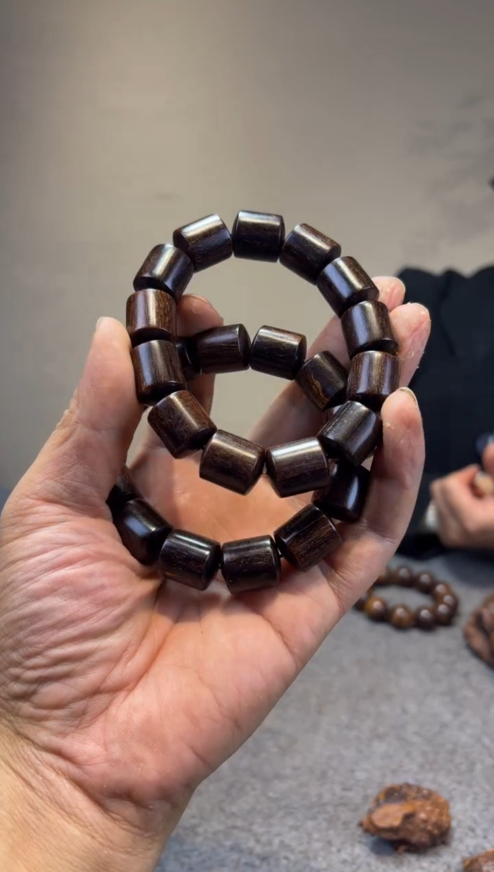 贡木流**逝贡木贡木贡木