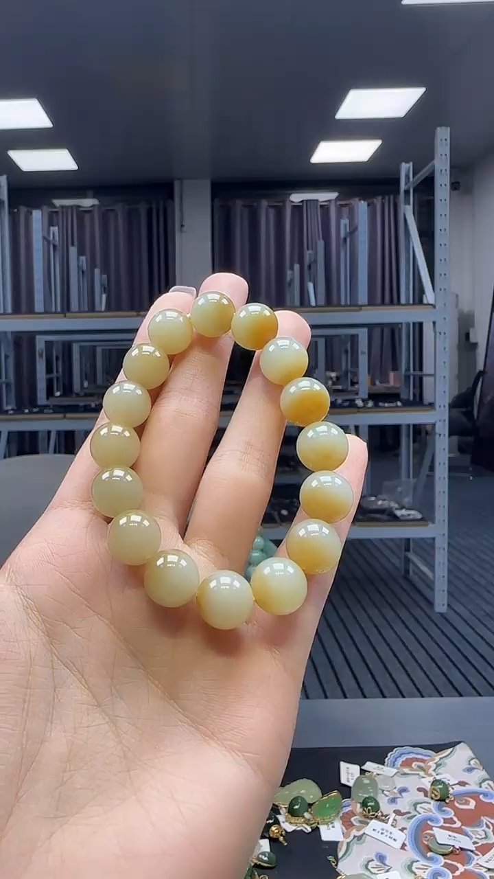 未镶嵌手串和田玉1