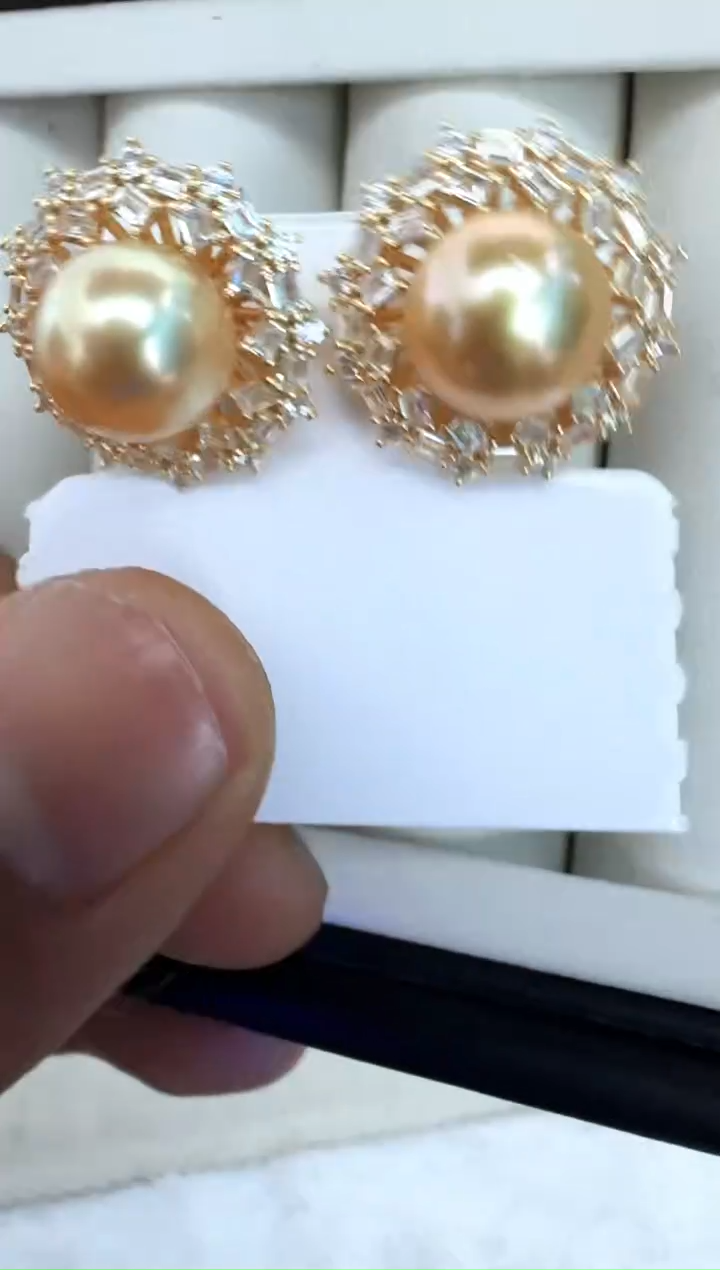 【闪购商品】海水珍珠耳饰银S925镶嵌耳钉