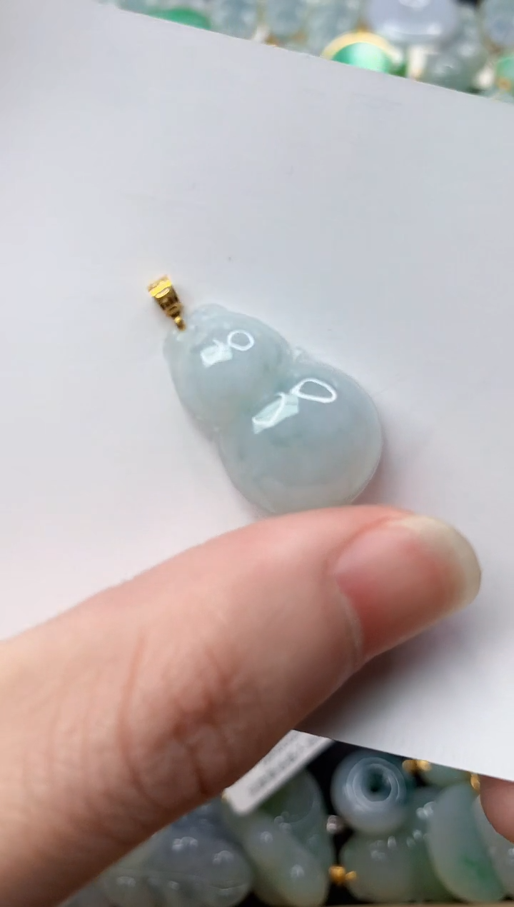 【闪购商品】翡翠颈饰18K金镶嵌68.........