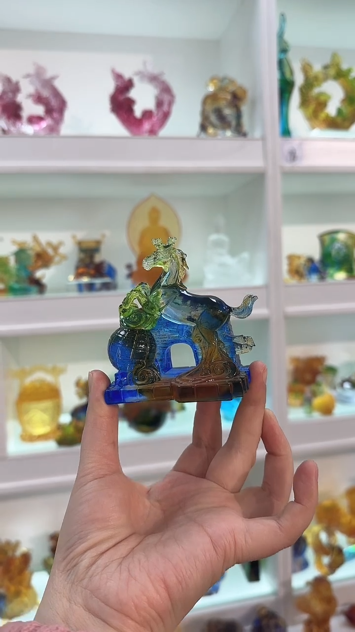 手工艺品琉璃马到成功