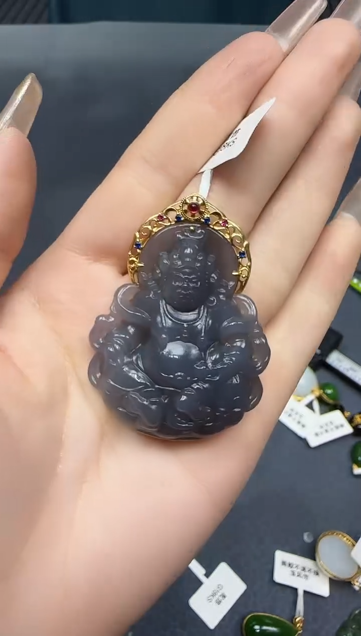 【闪购商品】和田玉挂件18K金镶嵌1