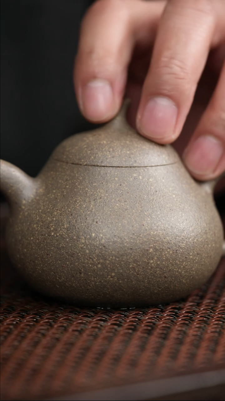 【闪购商品】紫砂茶壶粗砂青段茄瓢