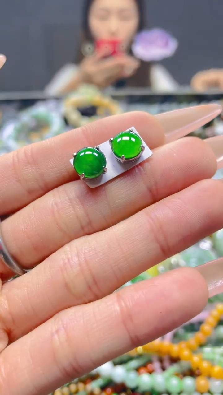 颈饰未镶嵌翡翠/H/翡翠A货，一件也是批发价