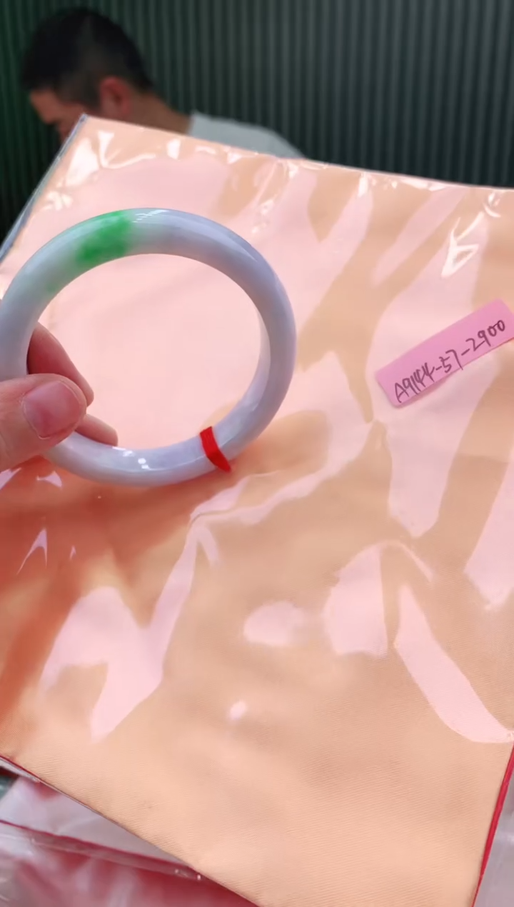 未镶嵌手镯翡翠57