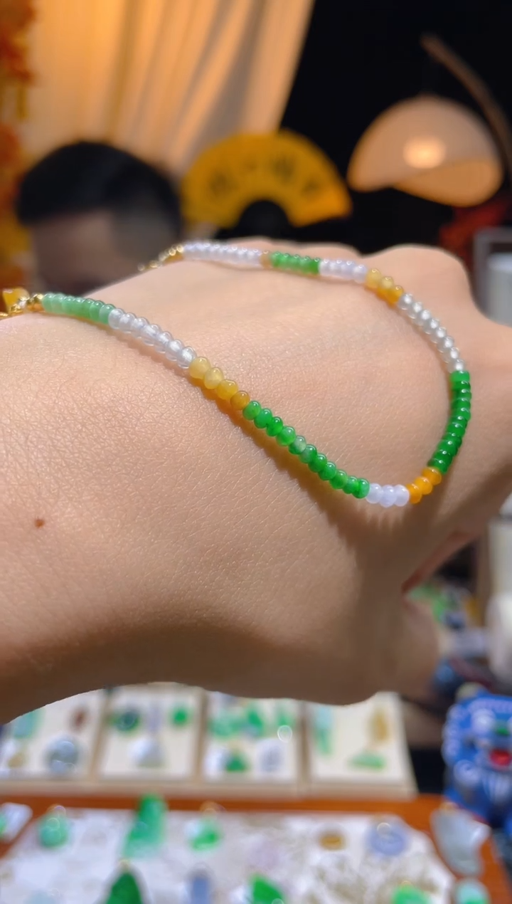 翡翠18K金镶嵌颈饰手链