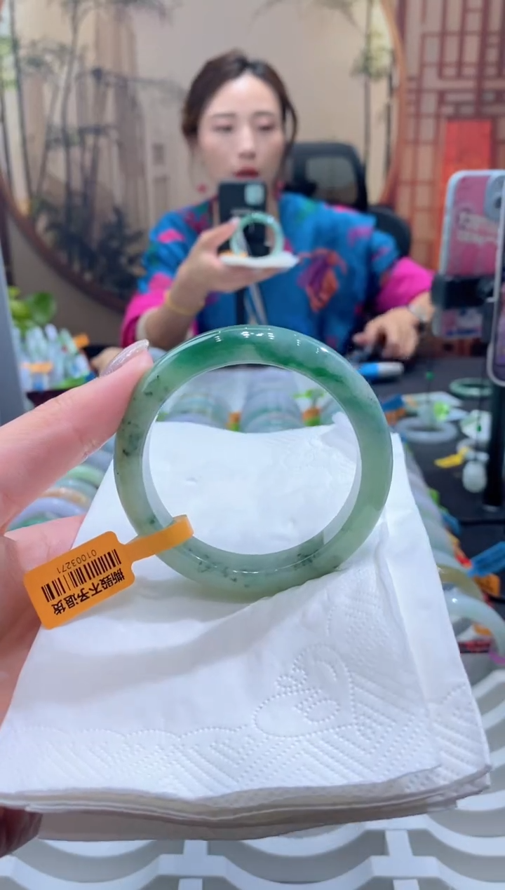 未镶嵌手镯翡翠000070461