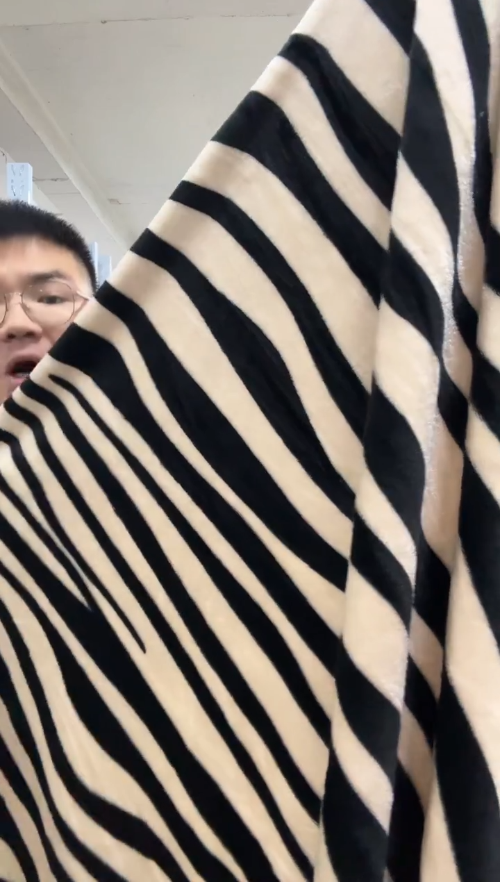 兔毛【1.5*2米毯子】外贸原单毛毯底价拼手速