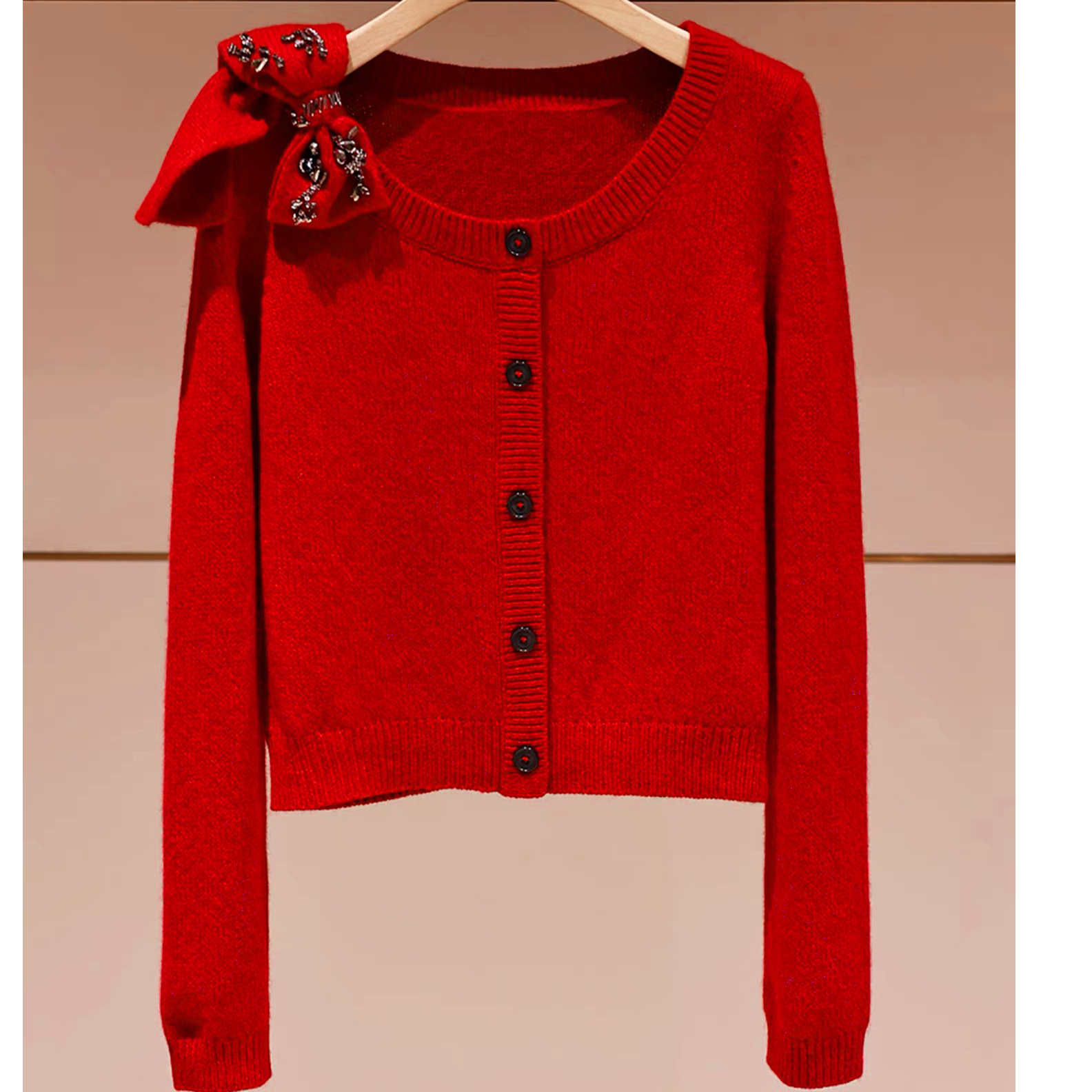 【红韵甜衫】 秋冬新款休闲钉珠立体蝴蝶结红色圆领开衫C1968