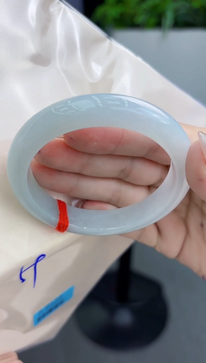 【闪购商品】翡翠手镯未镶嵌翡翠手镯