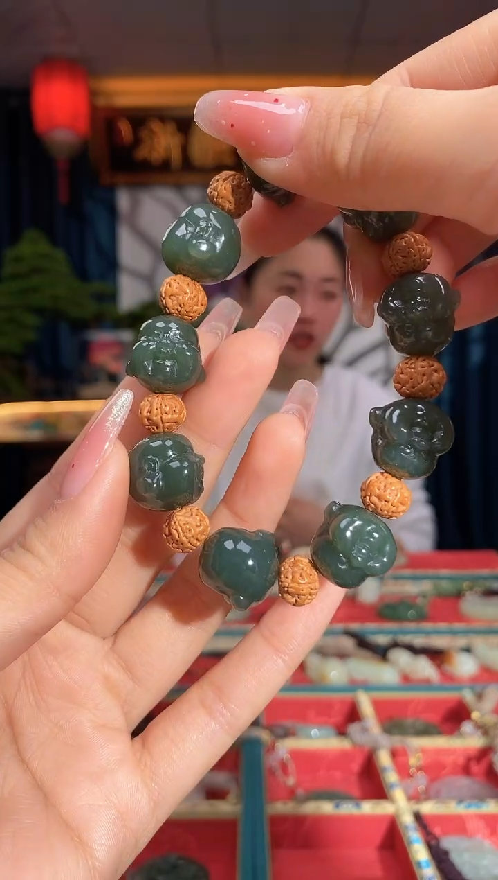 【闪购商品】和田玉颈饰未镶嵌手串