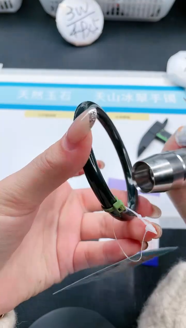 【闪购商品】和田玉手镯未镶嵌16V157-59