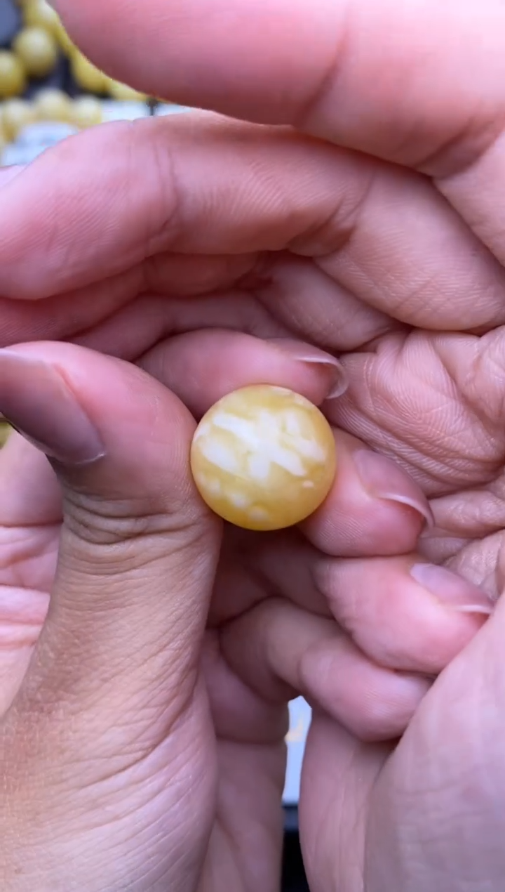 裸石琥珀未镶嵌16mm+大小姐珠宝99