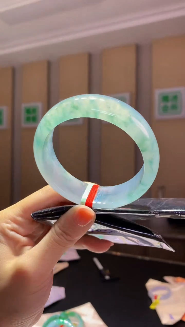 未镶嵌手镯翡翠-F4 圈口58.7 全款50万 定金2万