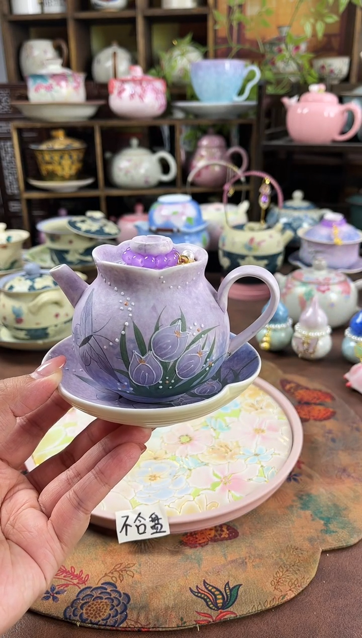 手绘 花苞壶+壶承