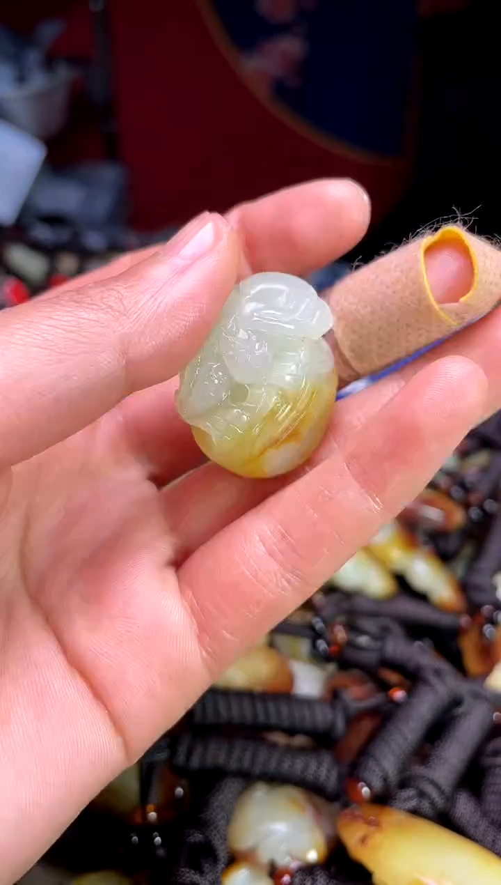 【闪购商品】和田玉颈饰未镶嵌1