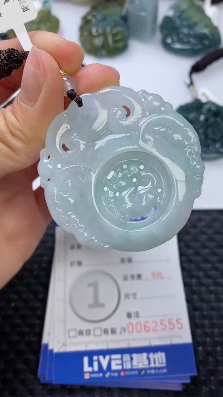 【闪购商品】翡翠颈饰未镶嵌111111111111111111