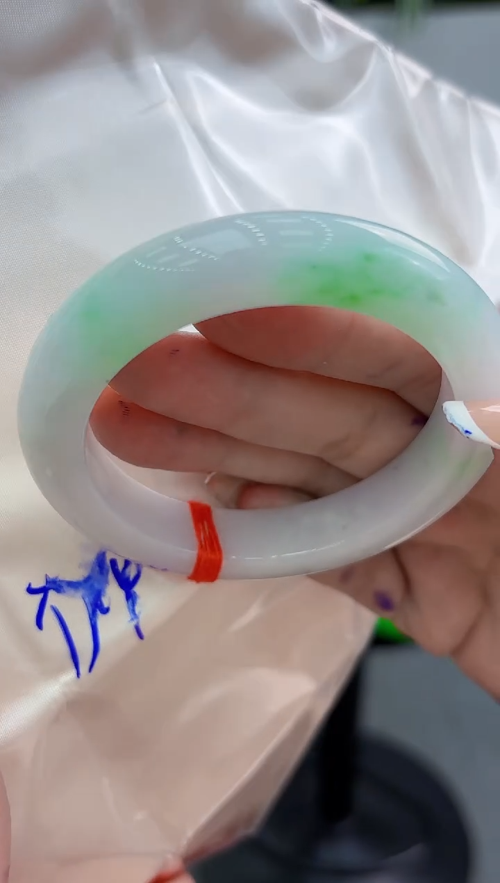 【闪购商品】翡翠手镯未镶嵌翡翠手镯