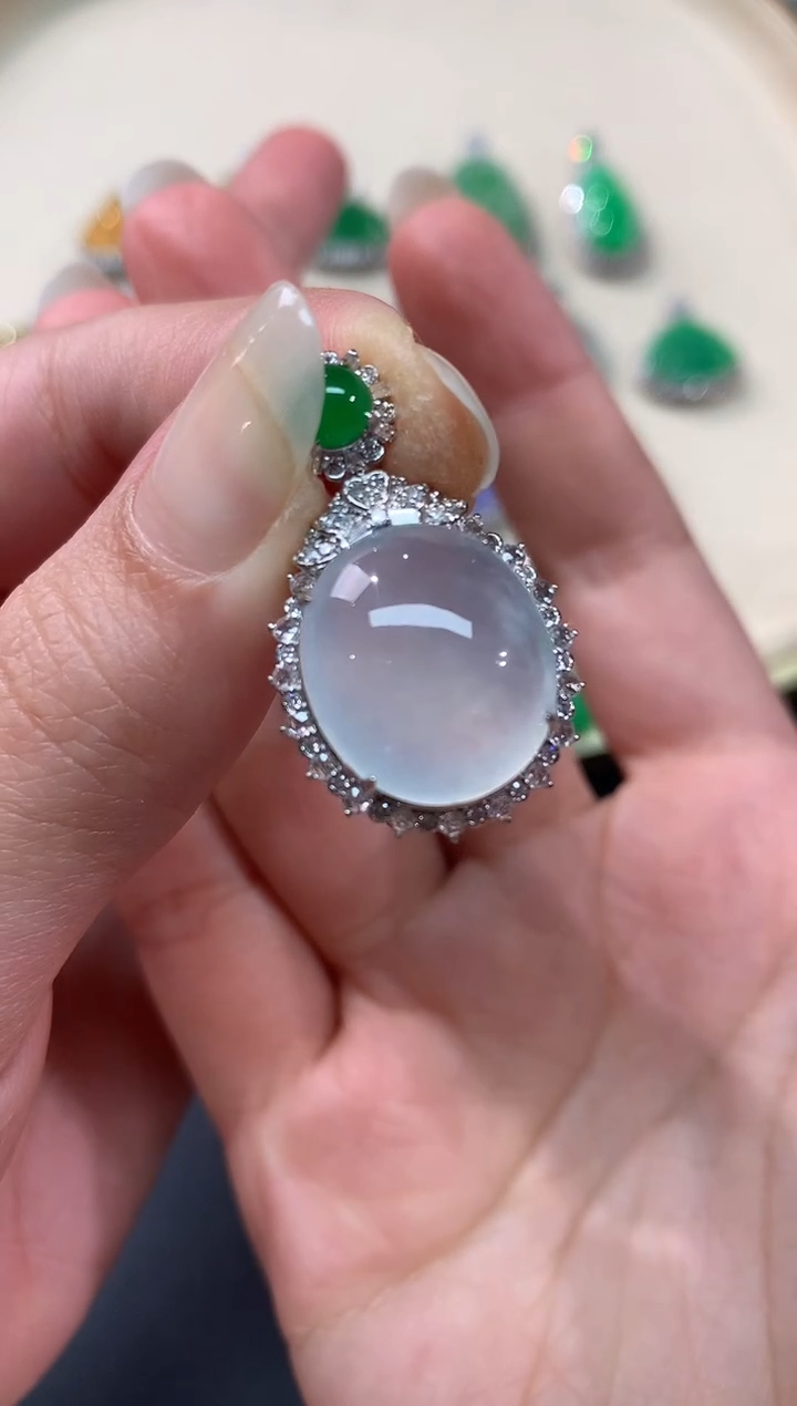 【闪购商品】翡翠吊坠(不含链)18K金镶嵌A445|16800