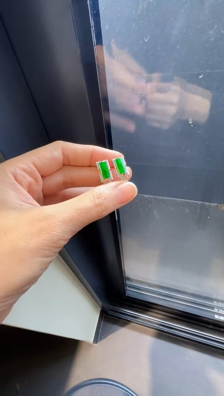 翡翠18K金镶嵌耳饰亦*00004900