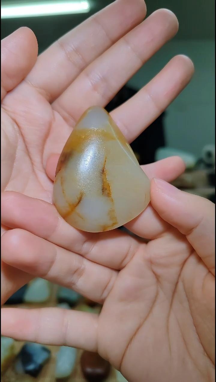 【闪购商品】和田玉挂件未镶嵌新疆和田玉原石把件