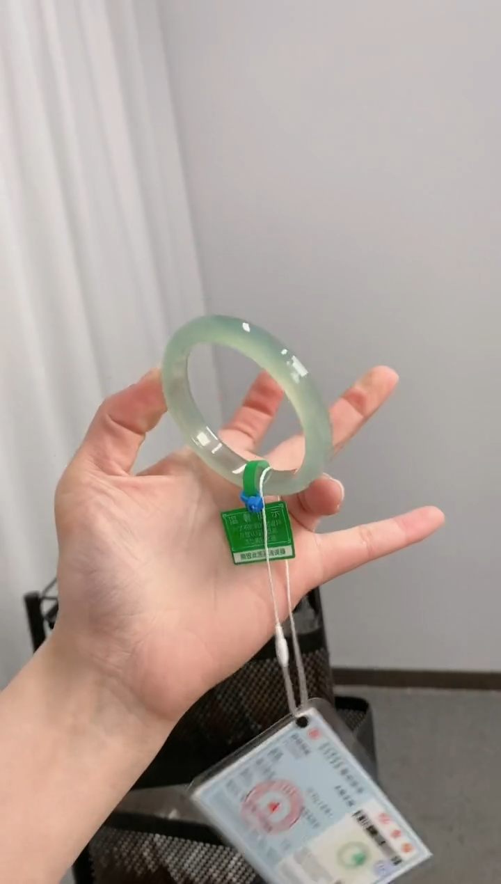 【闪购商品】玛瑙/玉髓手镯未镶嵌53-54圈