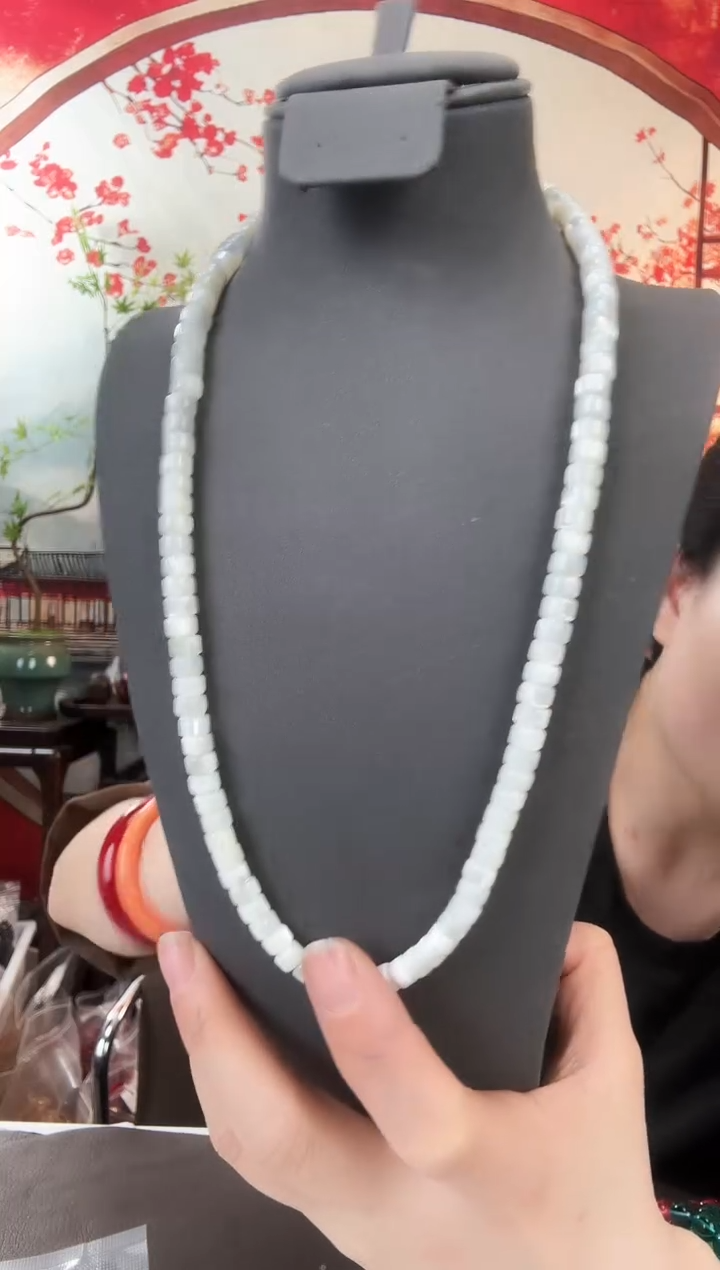 奥母贝药片珠项链