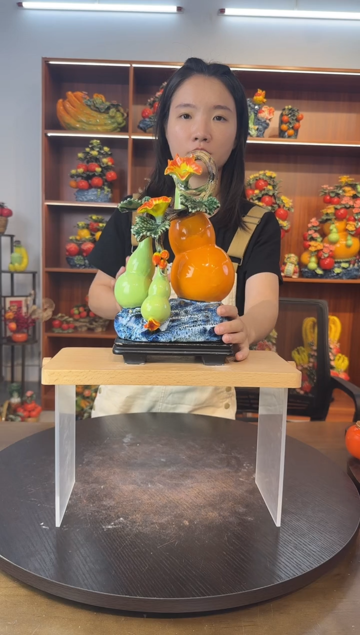 陶瓷有底座三葫芦摆件