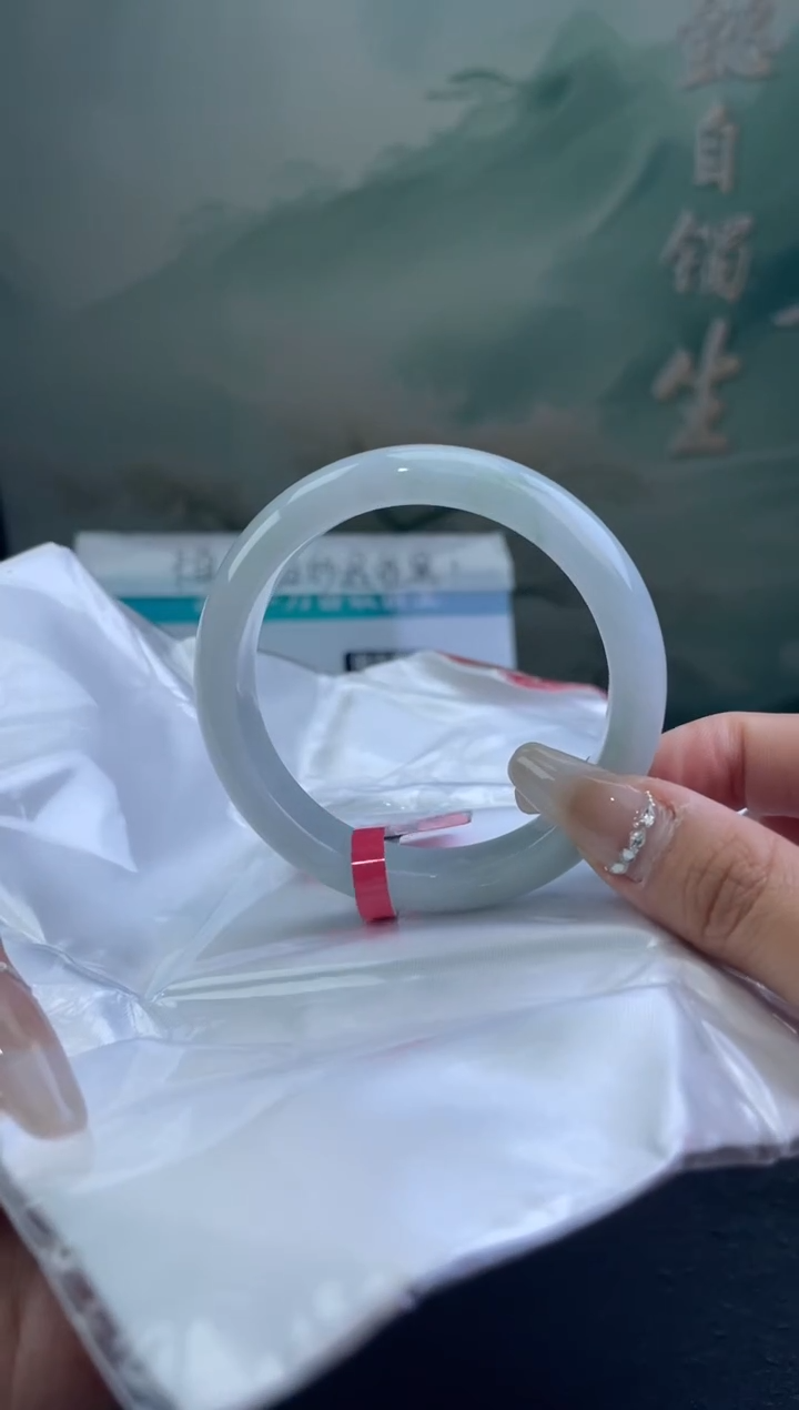 翡翠手镯未镶嵌4翡翠手镯