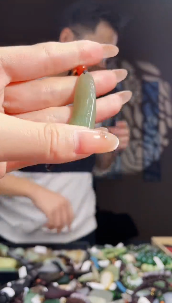 【闪购商品】和田玉颈饰未镶嵌拍一发一