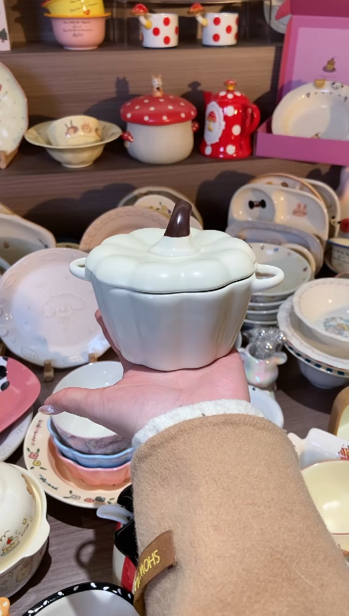 【闪购商品】瓷奶黄色炖盅