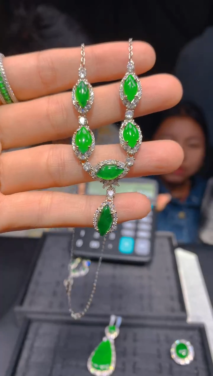 【闪购商品】定制翡翠未镶嵌119多样性发货（发其一）