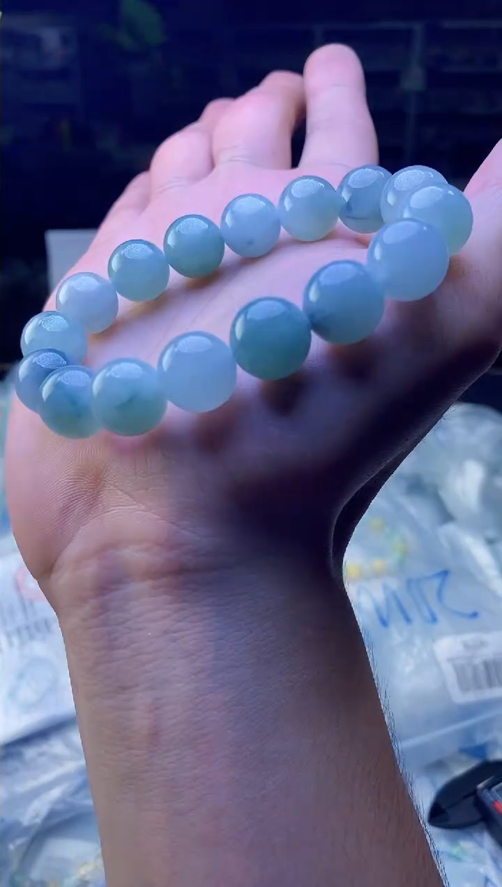 定制翡翠未镶嵌天然缅甸A货翡翠，多样性发货，拍一发一