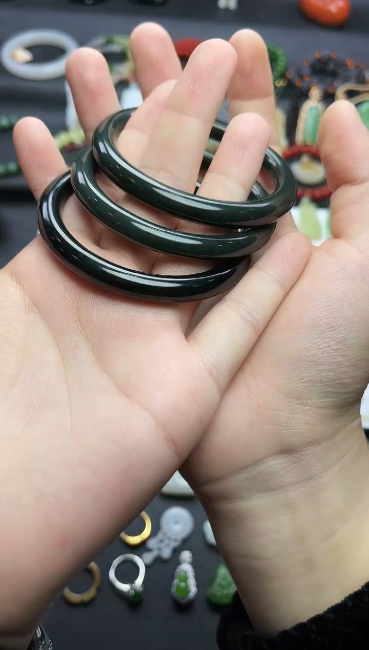 未镶嵌手镯和田玉52-62圈口多样性拍一发一06