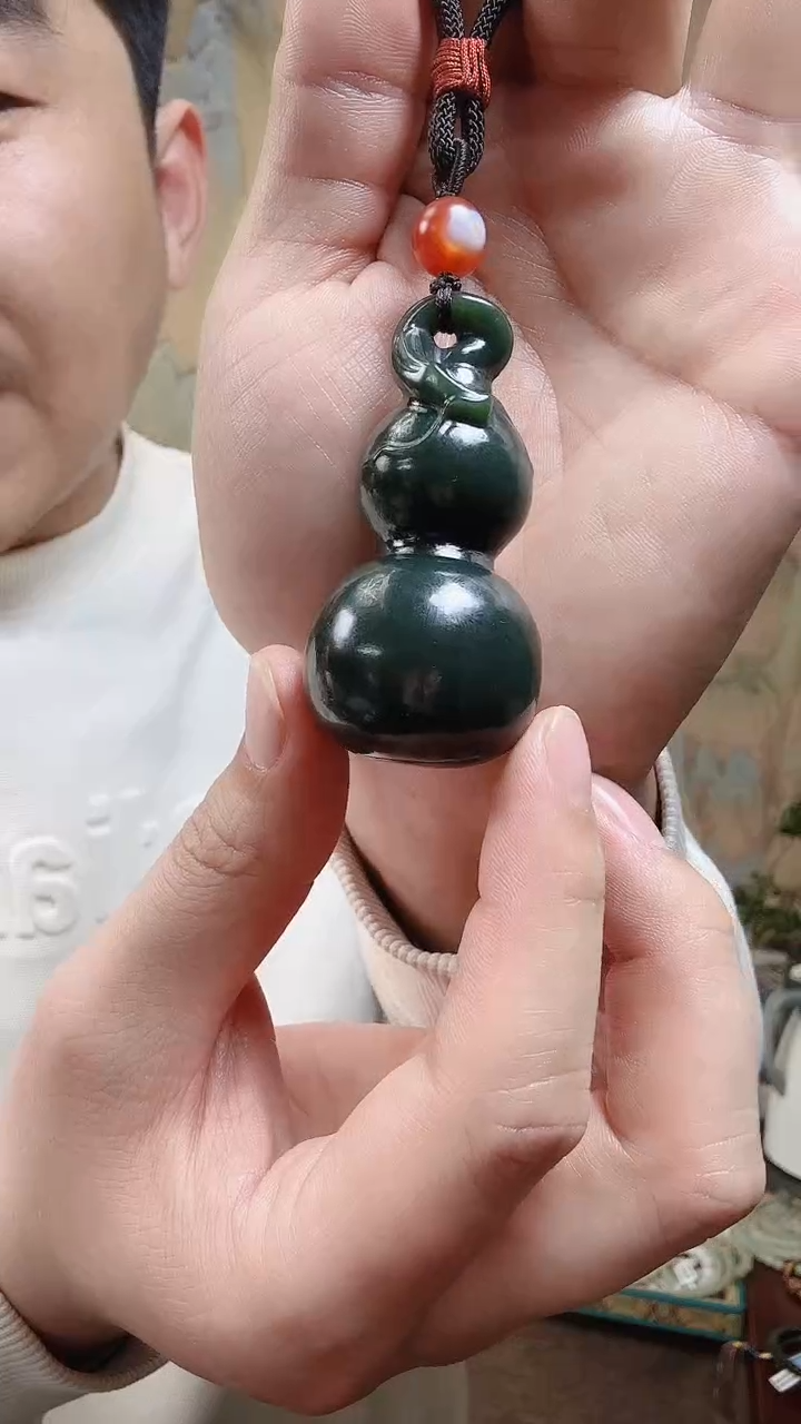 【闪购商品】和田玉颈饰未镶嵌手把