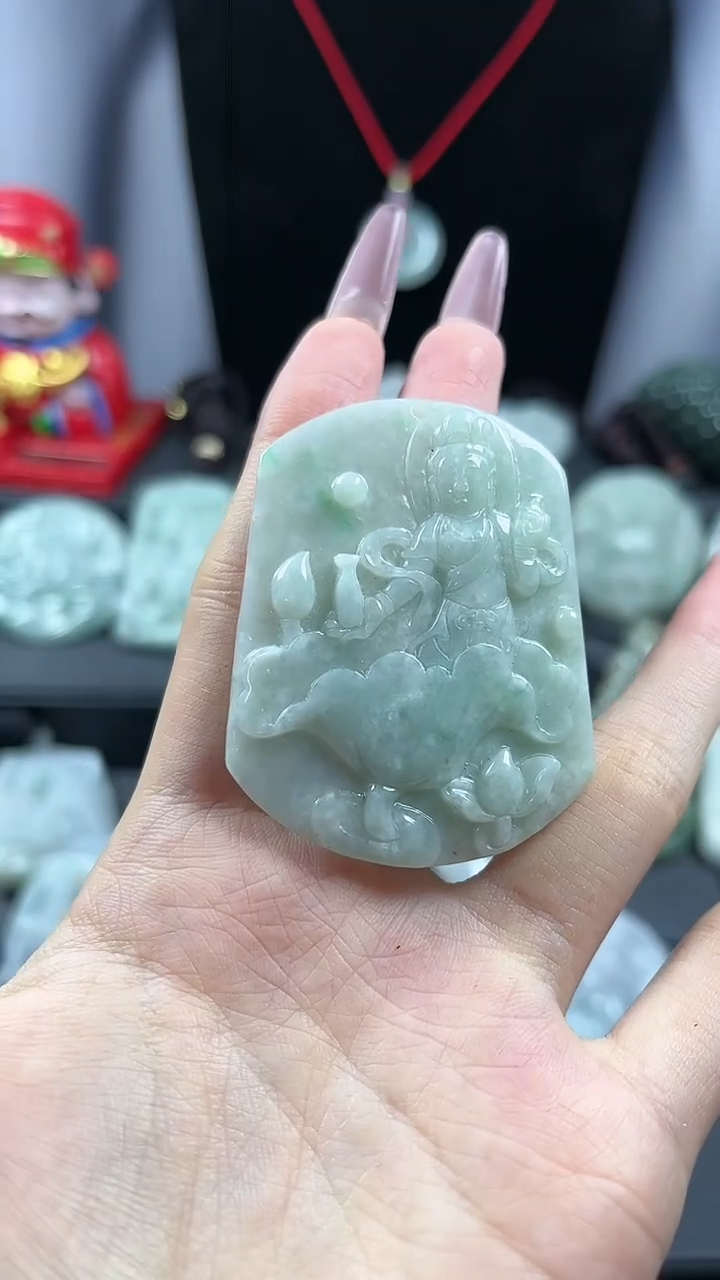 【闪购商品】翡翠颈饰未镶嵌莲花观音