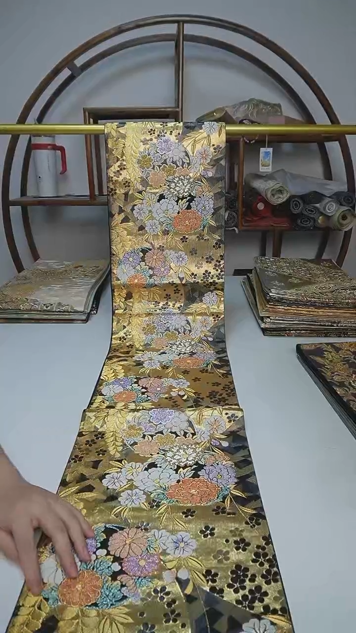 织绣23西阵织六通团花