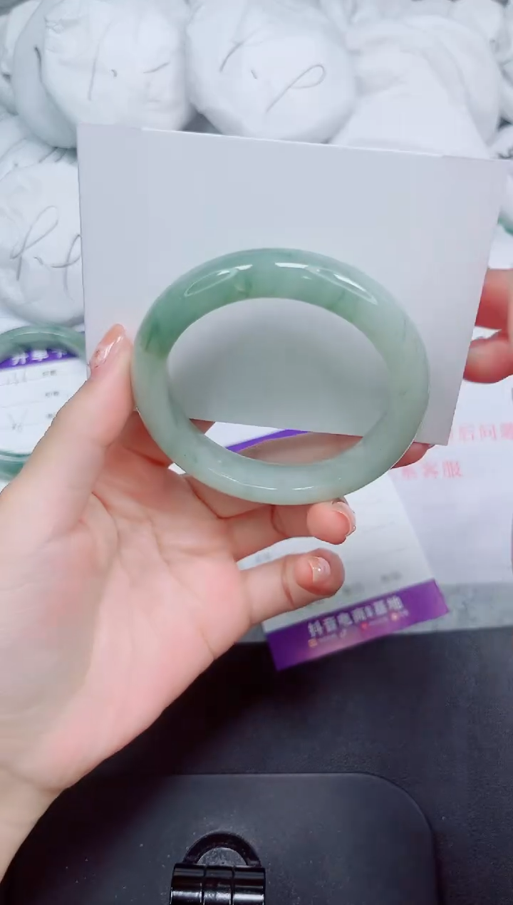 石英质玉手镯未镶嵌137-54