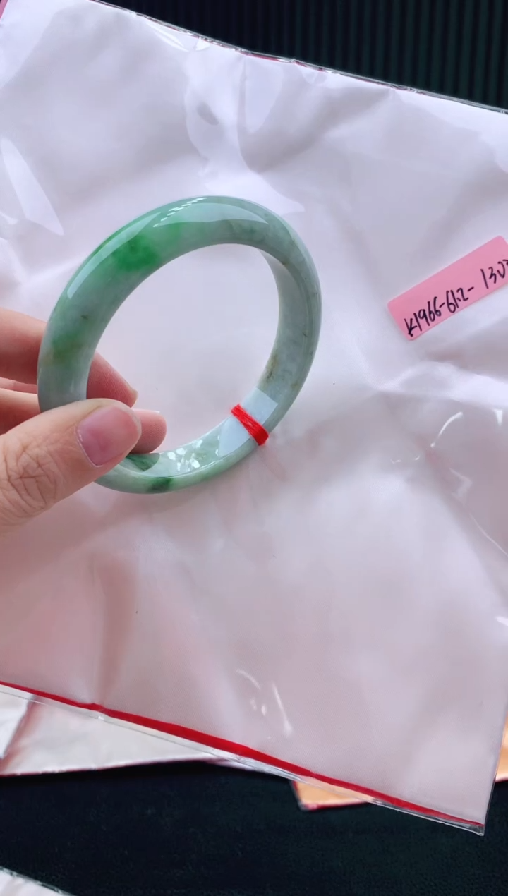 未镶嵌手镯翡翠61