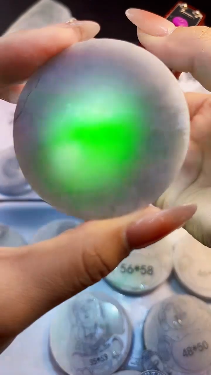 翡翠裸石缅甸天然翡翠A货035