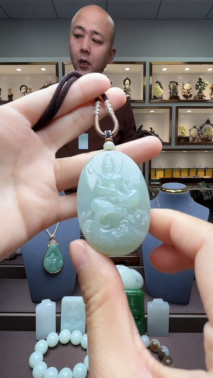 【闪购商品】和田玉颈饰未镶嵌苏